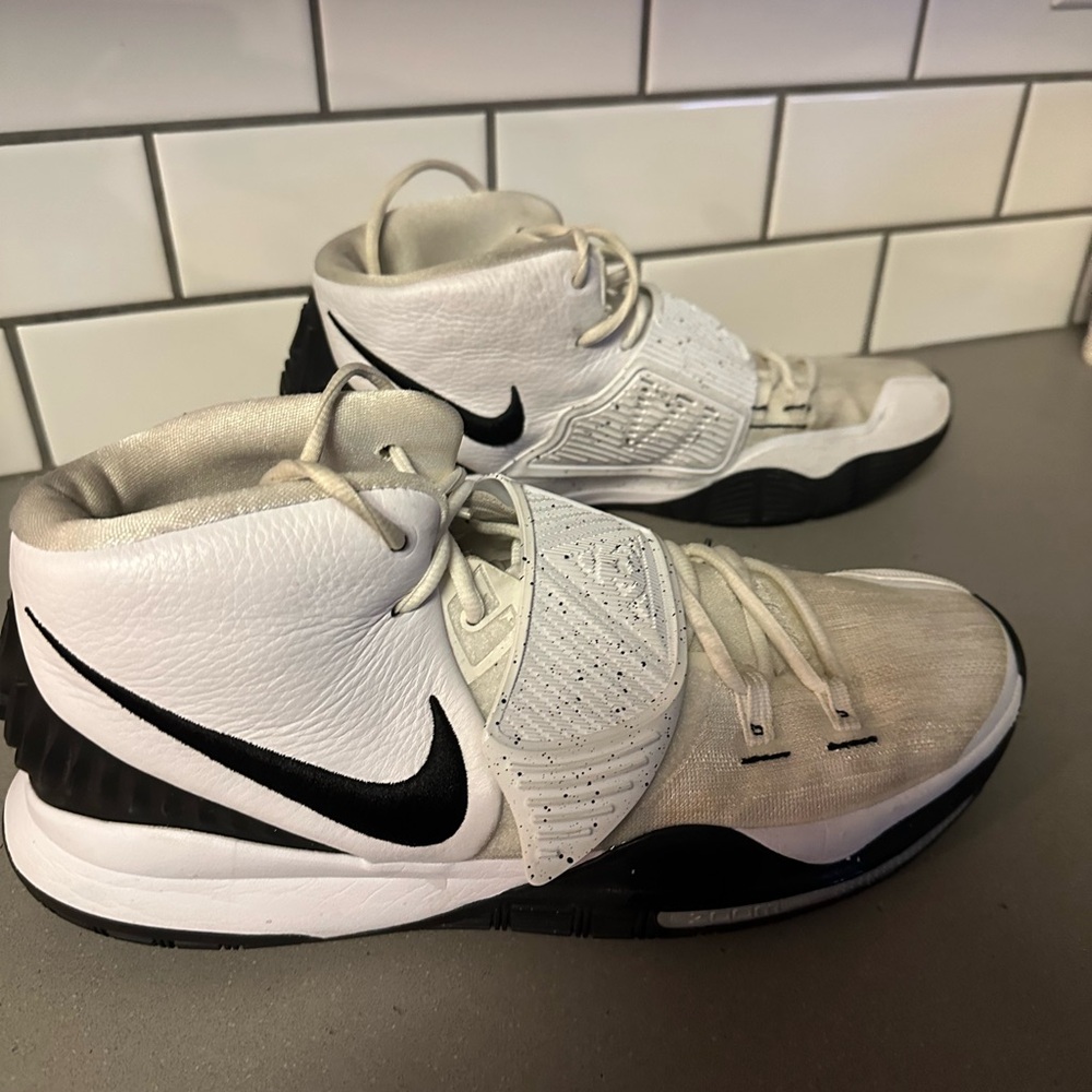 Nike Kyrie